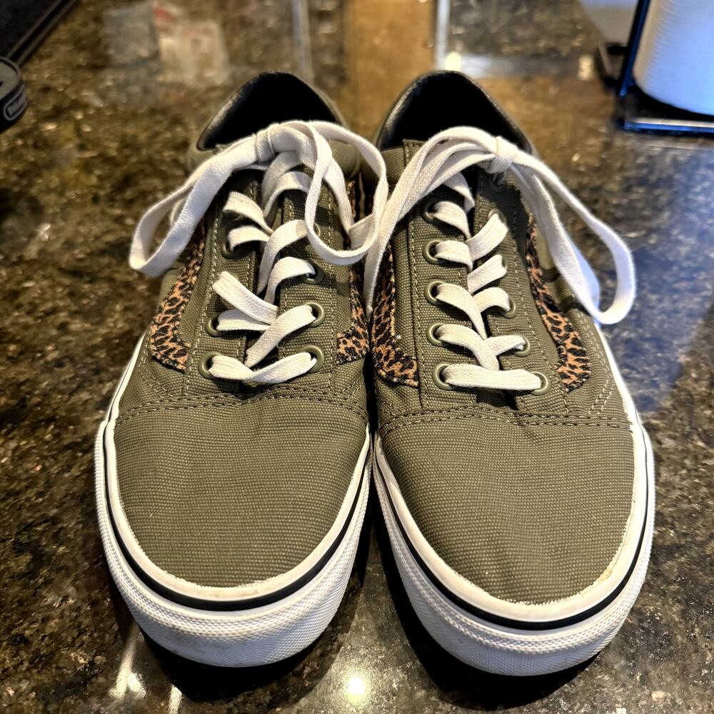 Vans Old Skool Leopard Army Green sneakers size 6.5 - Picture 3 of 7